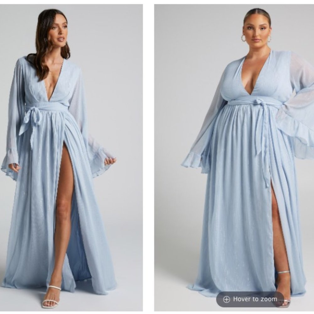 Showpo “Dangerous Woman” Blue & Gold Gown
